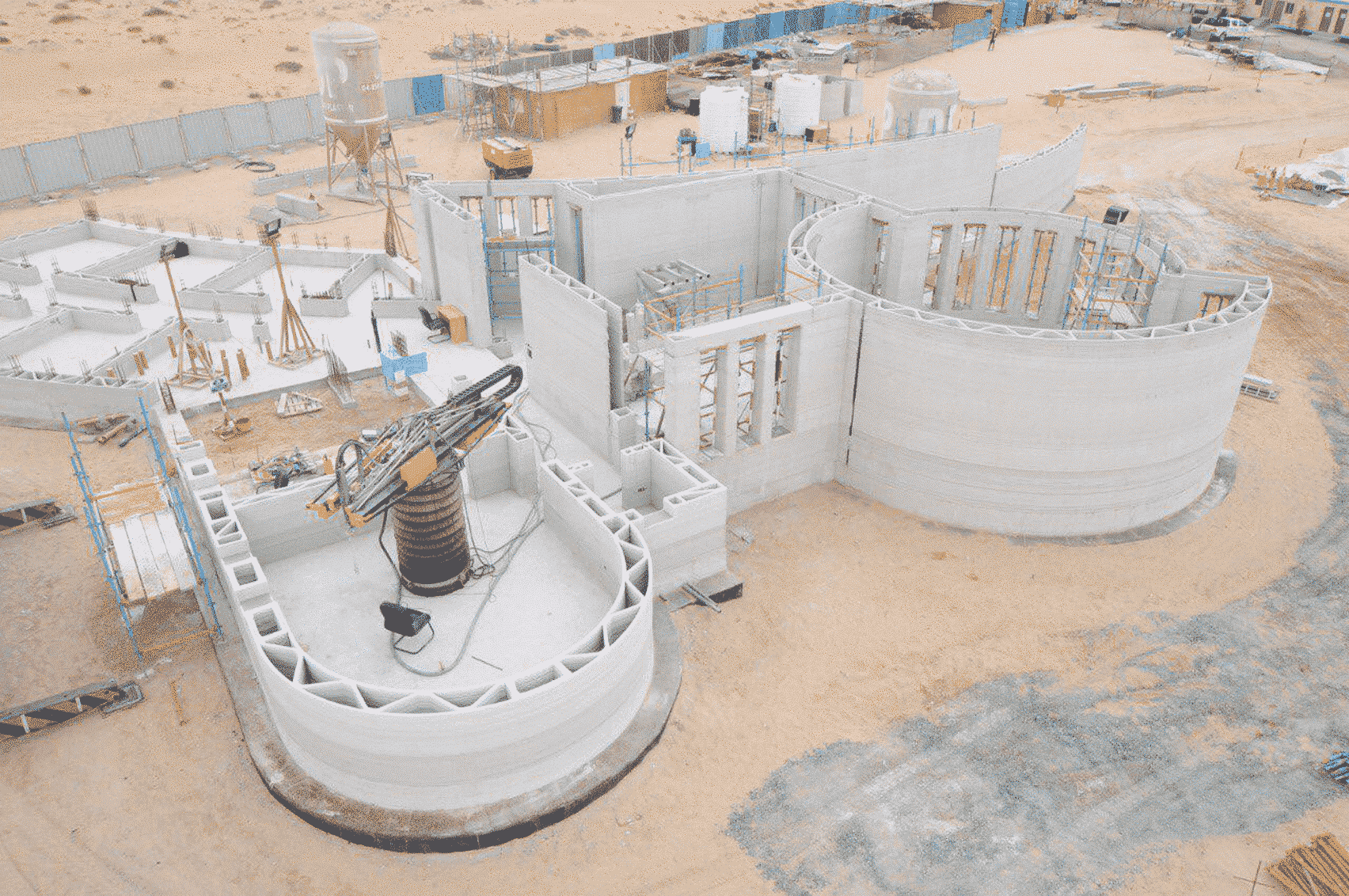 Last week, the world’s largest 3D-printed building completes in Dubai, which is a two-story office for the Dubai Municipality measuring 9.5 meters high with a floor area of 640 square meters. Apic Cor claims that their printing is the largest 3D-printed building ever built.